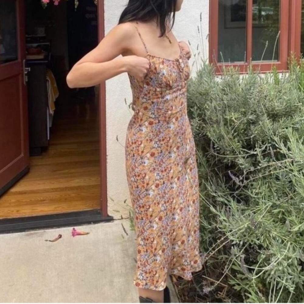 Wilfred Aritzia BELLOW MIDI color SF TERRACOTTA Floral size 4